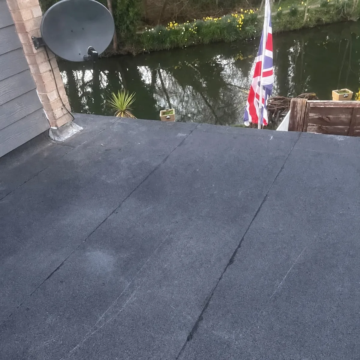 Finished flat roof and garden